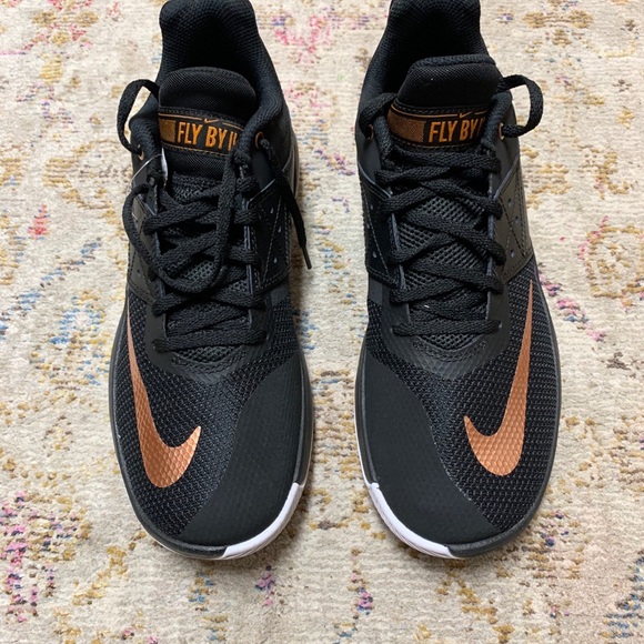 Nike Fly.By Low II Black/Metallic Copper-White - Picture 2 of 6